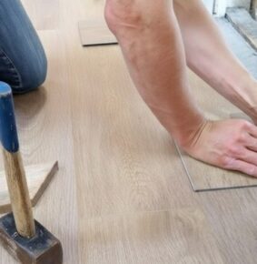 Muito além do clique: por que a preparação do contrapiso é o principal fator de longevidade em pisos laminados