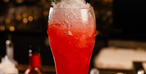 Um drink, um sinal: LOOF lança Match Day e transforma as terças em ponto de encontro e socialização