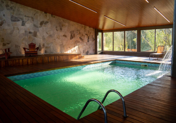 Grande Hotel Canela apresenta revitalização da fachada e área de piscina
