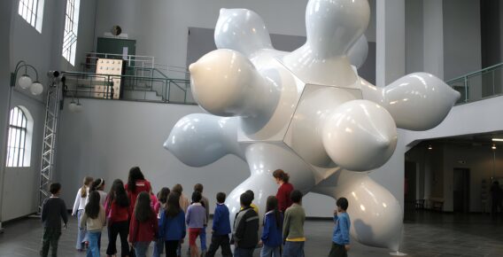 Arte e gastronomia se encontram em jantar beneficente da Fundação Bienal